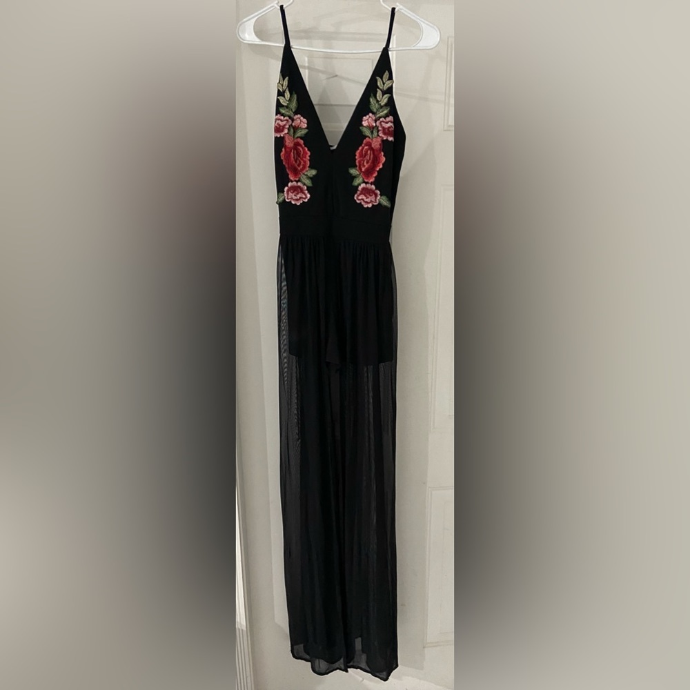 Beautiful Long Black Dress with Flower Detail in Bust